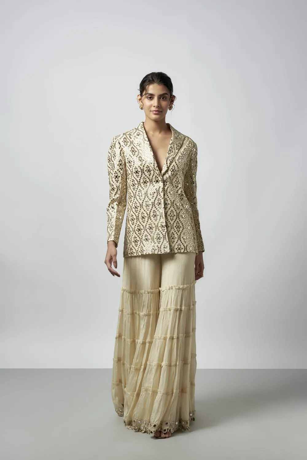 Agasti Sharara Set