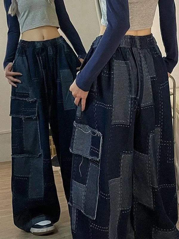 Blue vintage cargo pants with wide cut and checked pattern