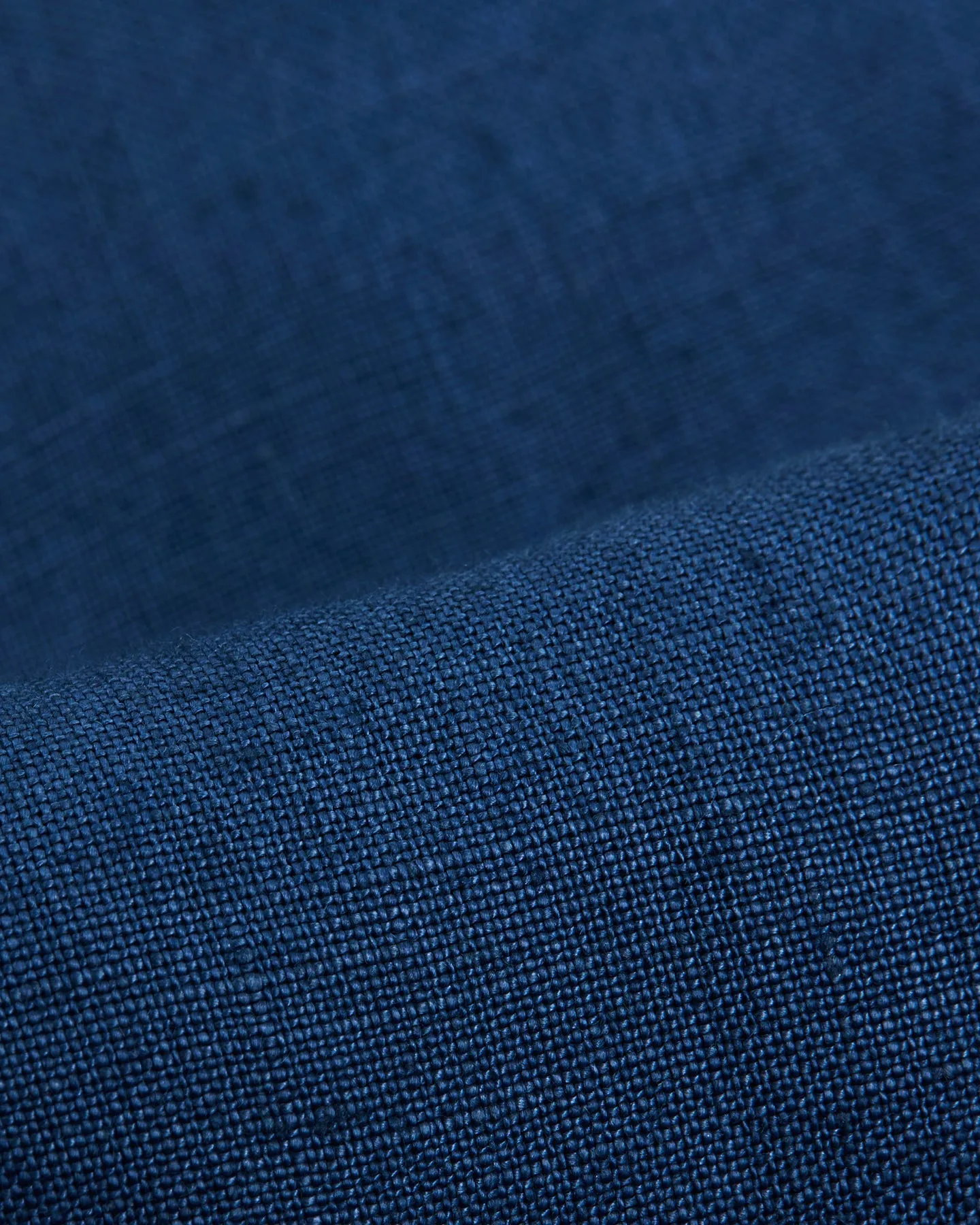 Blueberry Single Pleat Linen Trousers