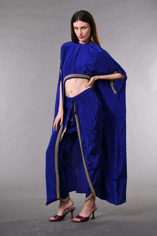 BR560 Cape with Pants ROYAL