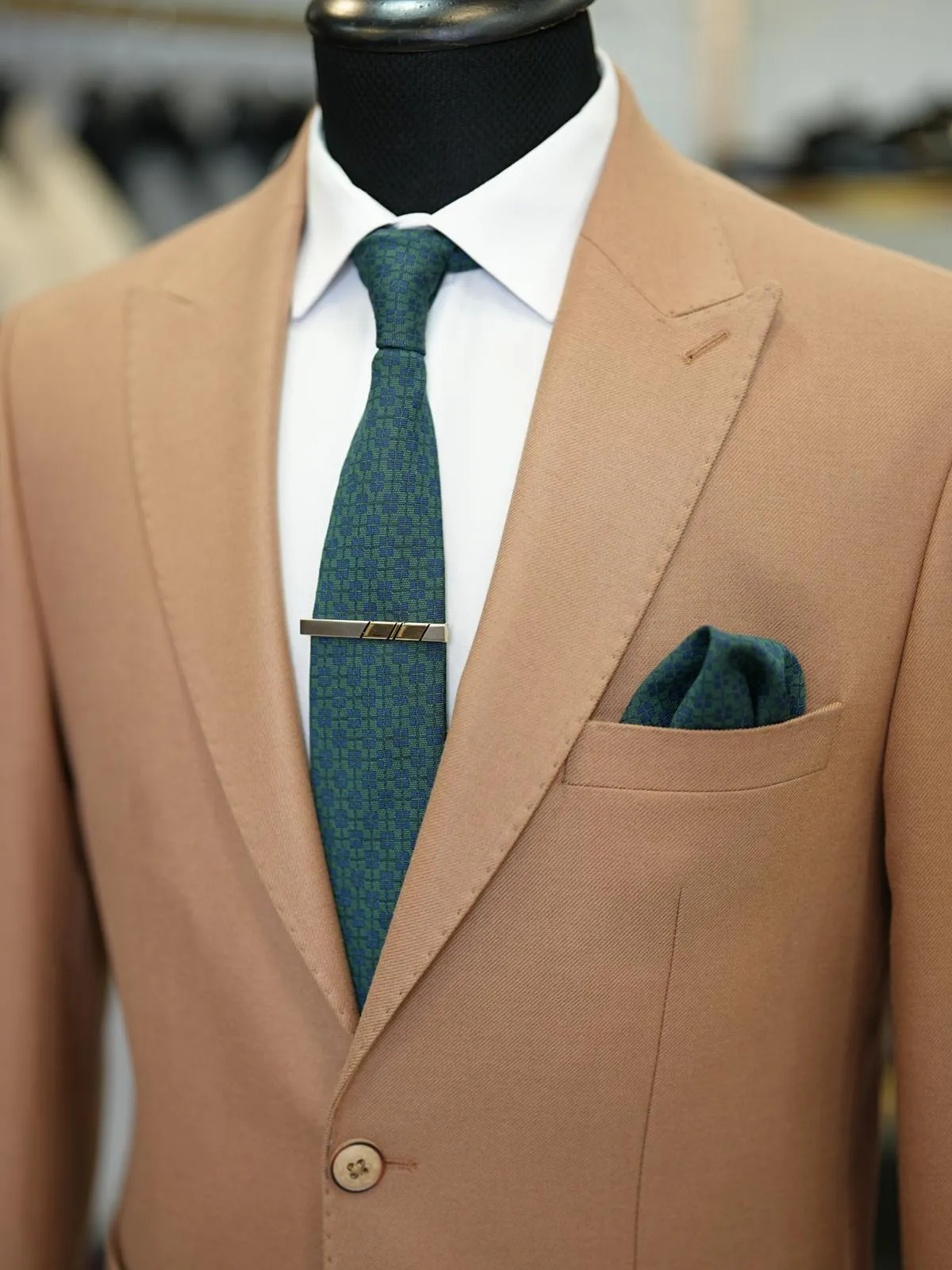 Brabion Vicenza Rust Slim Fit 2 Piece Suit – Perfect for Any Occasion