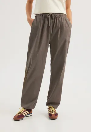 Bukser Wood - crocodile brown