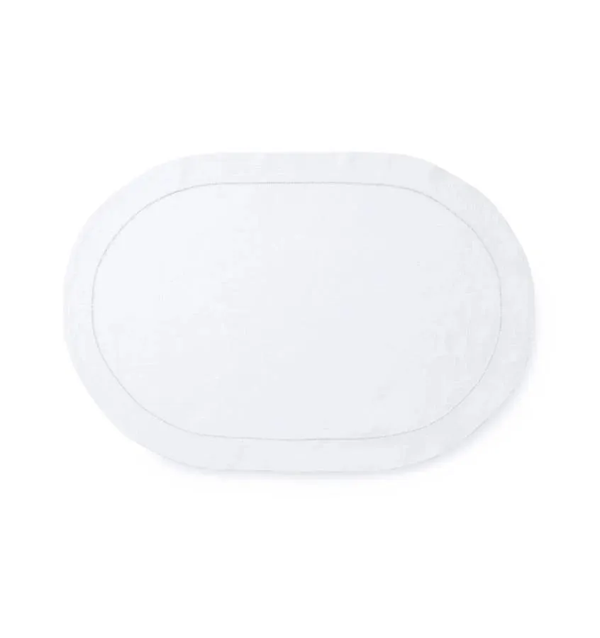 Classico Oval Linen Placemats