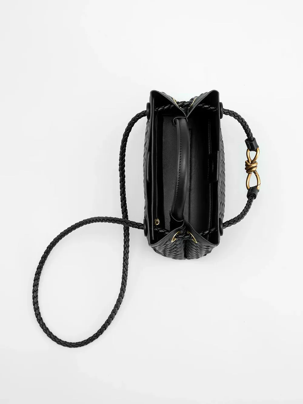 Classy Capsule - 4