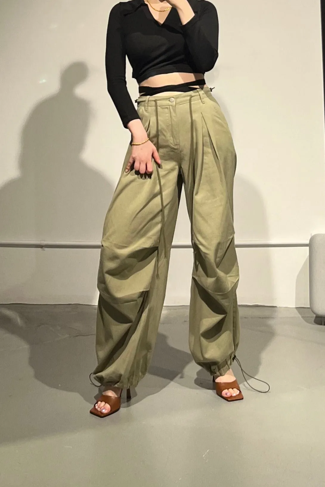 Dazy Pintucked Cargo Pants