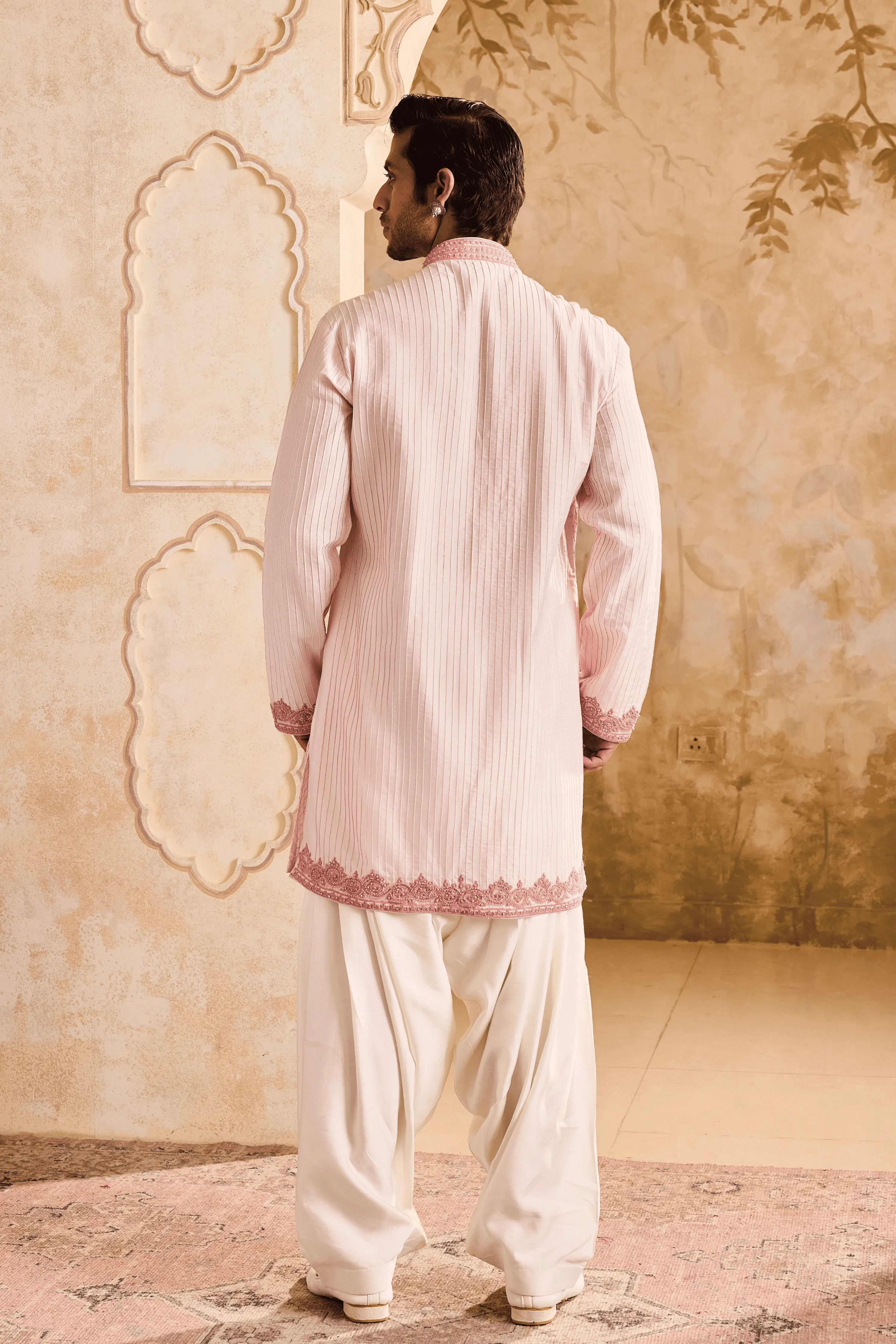 Embroidered Pink Kurta Set