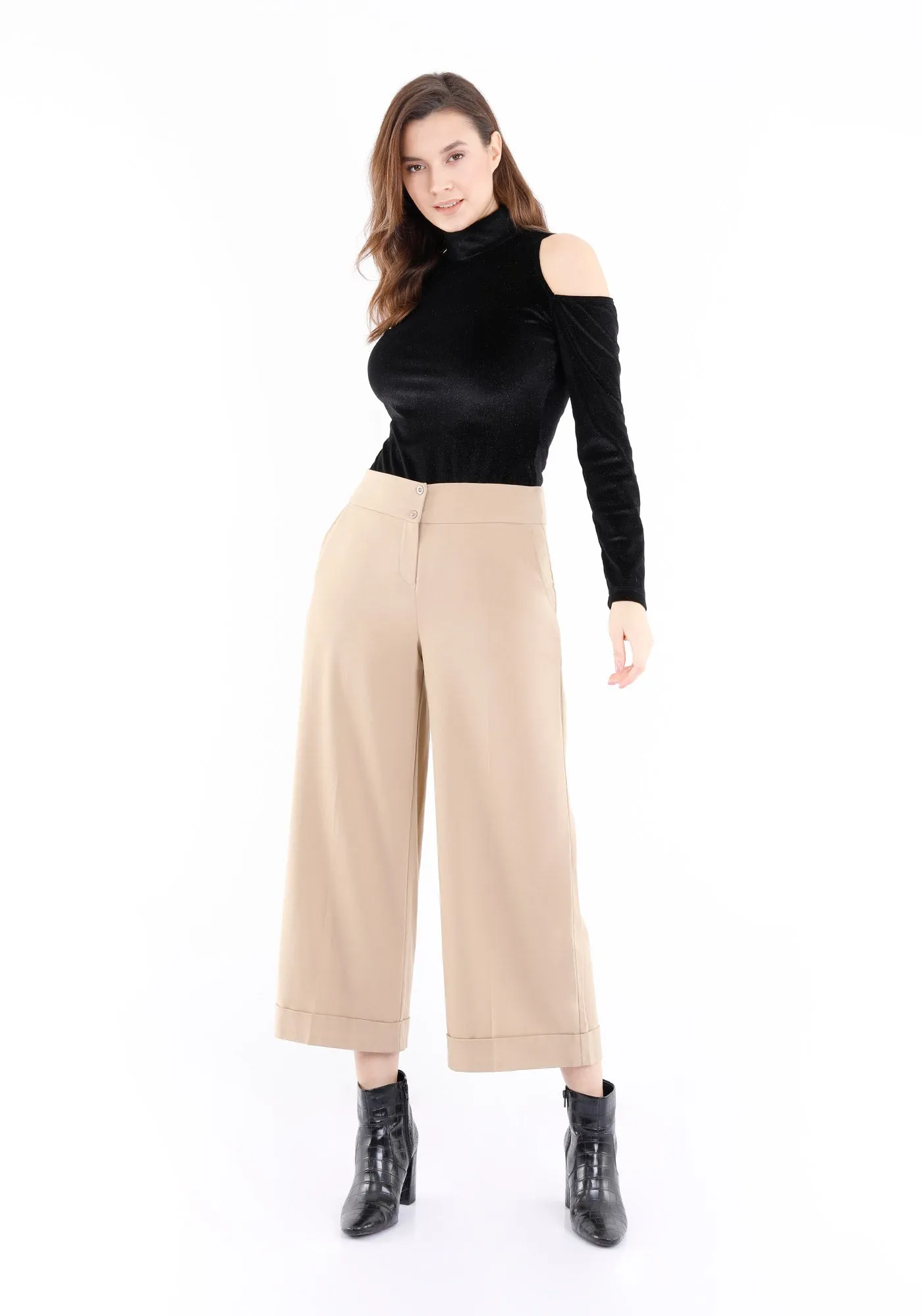 G-Line Wide Leg Cropped Pants