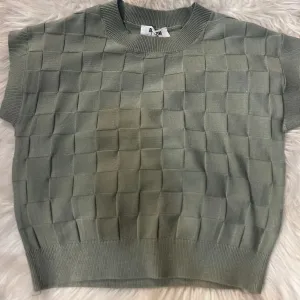 Green Checkered Sleeveless Sweater