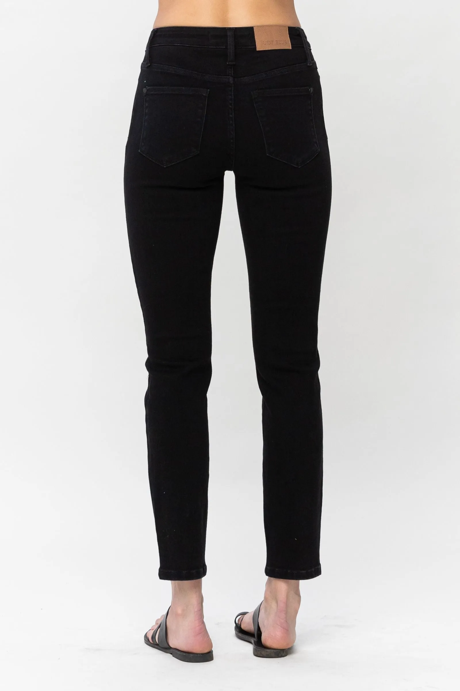 Judy Blue Mid-Rise Black Slim Fit Jeans