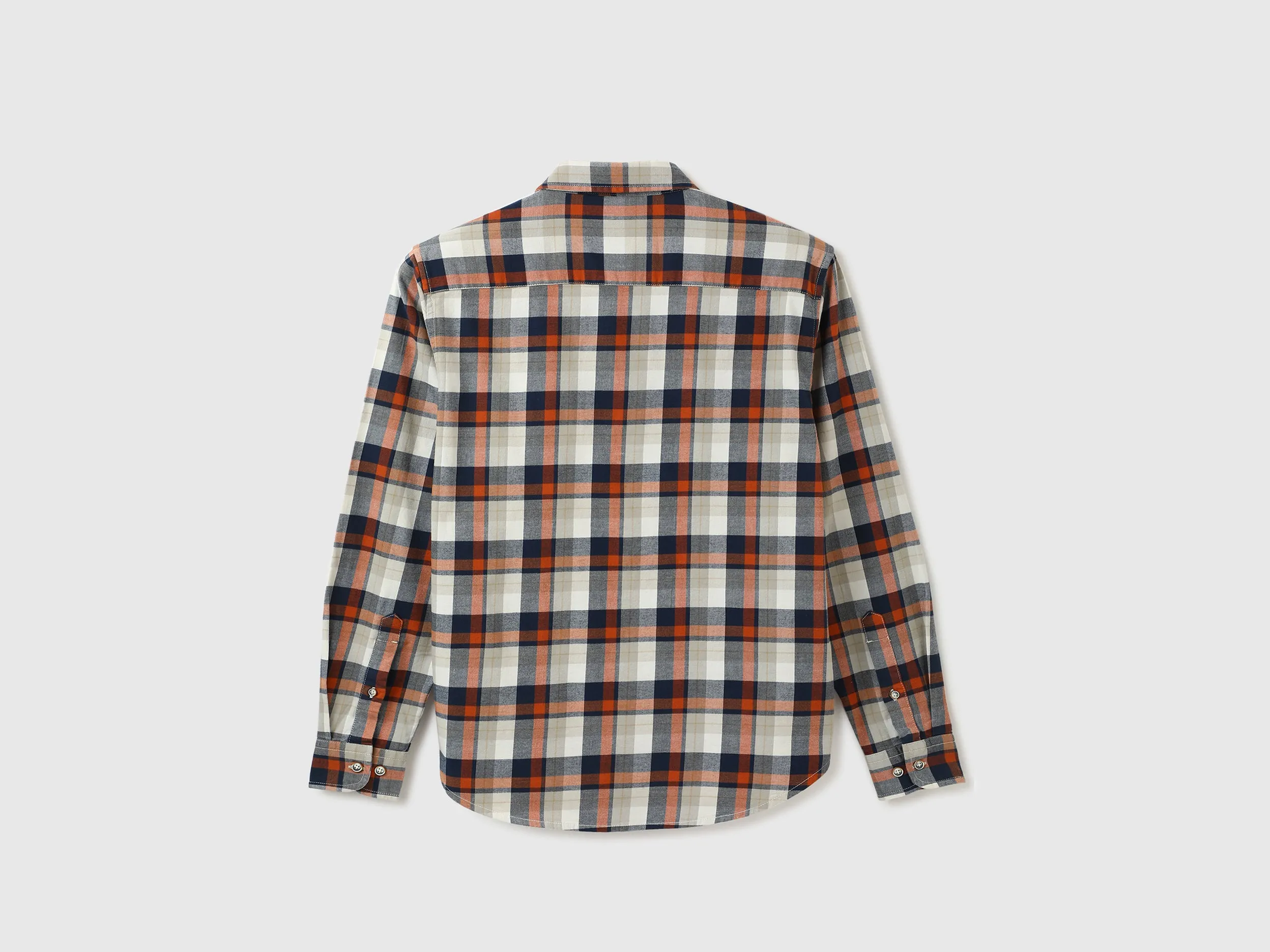 Men Checked Spread Collar Shirt
