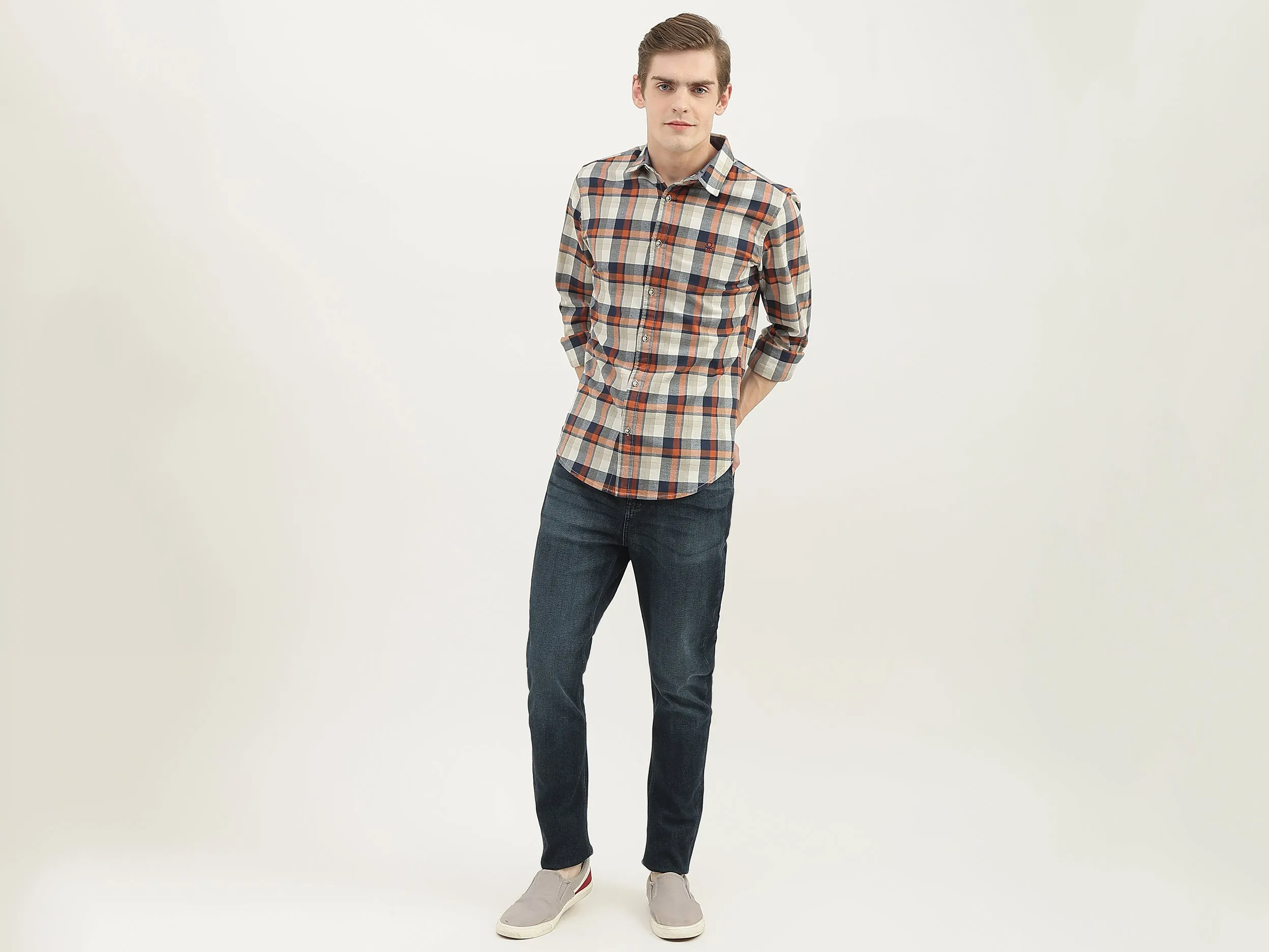 Men Checked Spread Collar Shirt