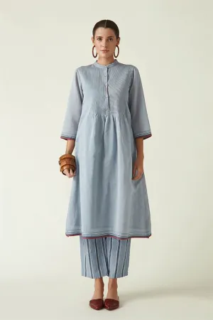 Payal Pratap   I   Lorne Park Eddie Pin Tucked Kurta Set (2Pcs) Cotton Silk Handloom Light Blue Transition Edit 9SB-111A