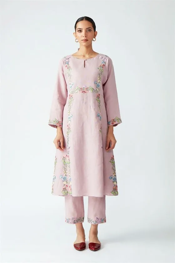 Payal Pratap   -   Rock Garden Viburnum Embroidered Kurta Pant Set (2pcs)