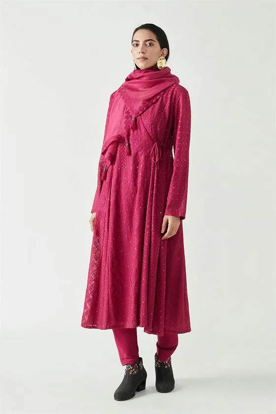 Payal Pratap   -   View with A Room  Olivia Embroidered Kurta Set (3 Pcs)