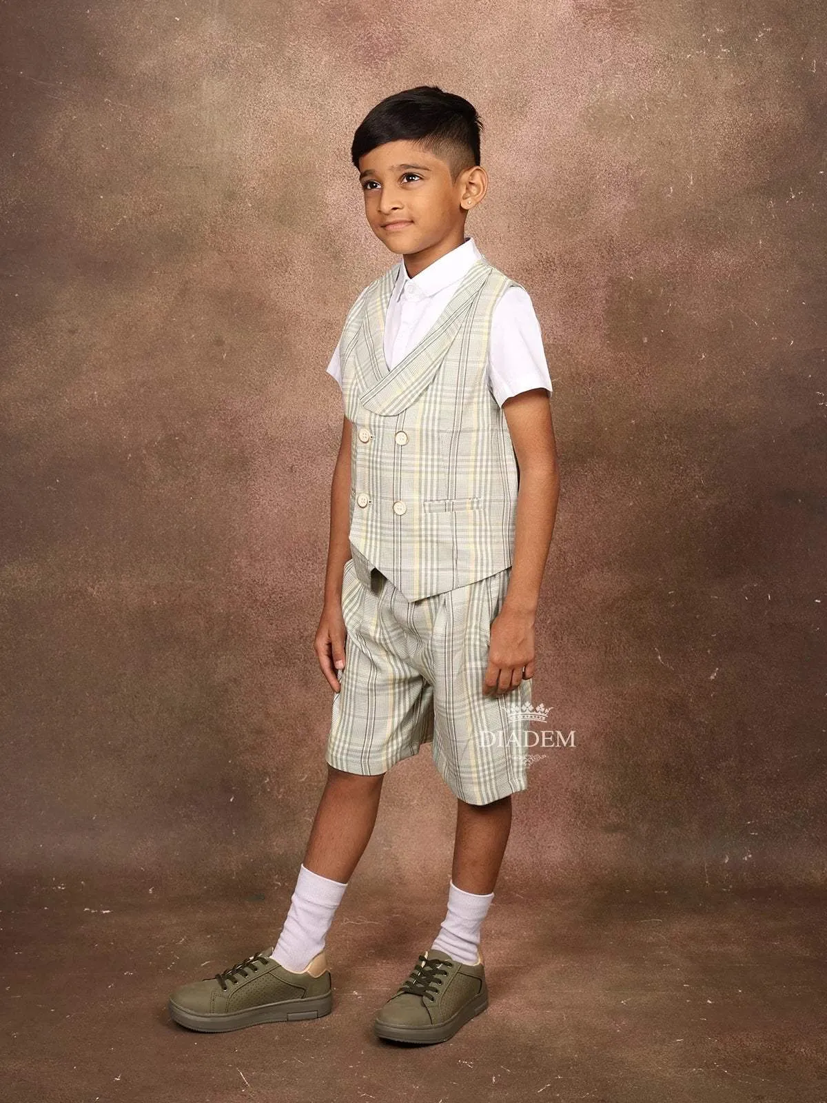 Pista Green Checked Cotton Blend Vest and Trousers