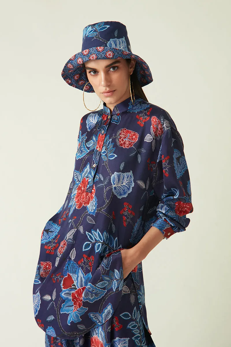 Rockefeller Holidays I  Sikula Printed Tunic  Modal Satin Navy/Red Java collection 8JV-47C