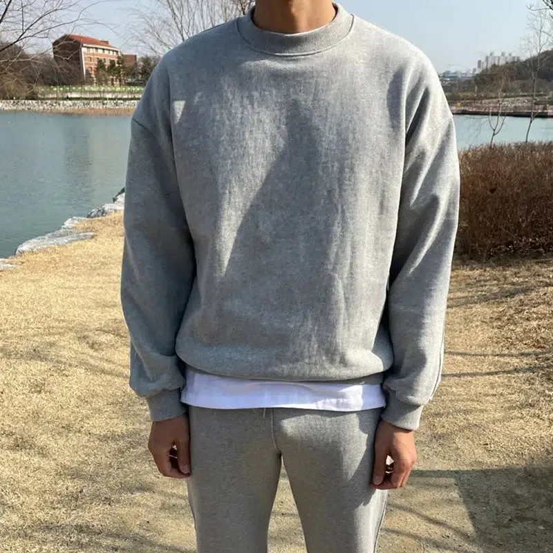 Round Neck Sweatshirt & Sweatpants Suit