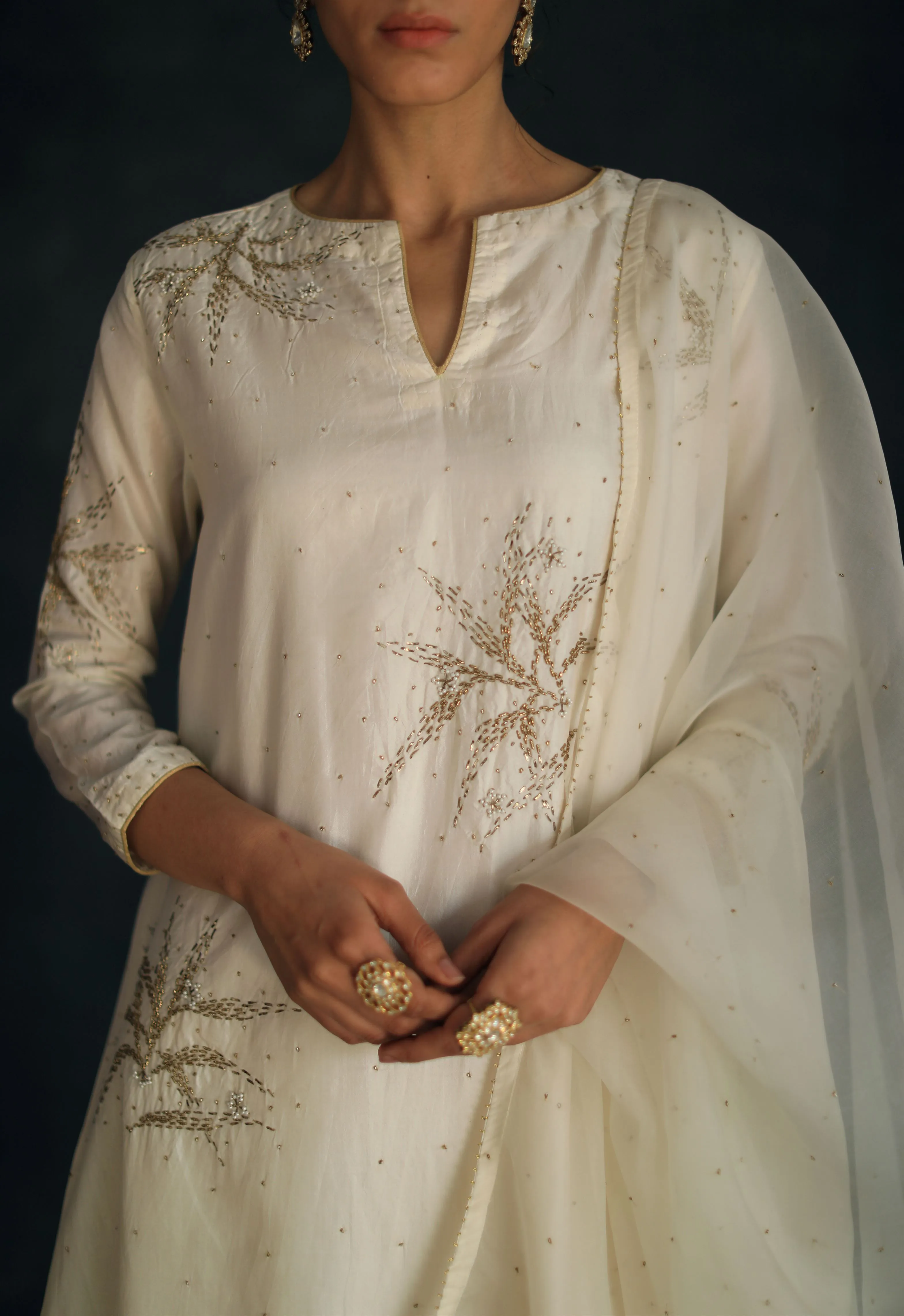 Shikha Mehta Kobe Ecru Sofi Silk Kurta Set Silk Silk Organza Ivory Hana Ss21F-Ss