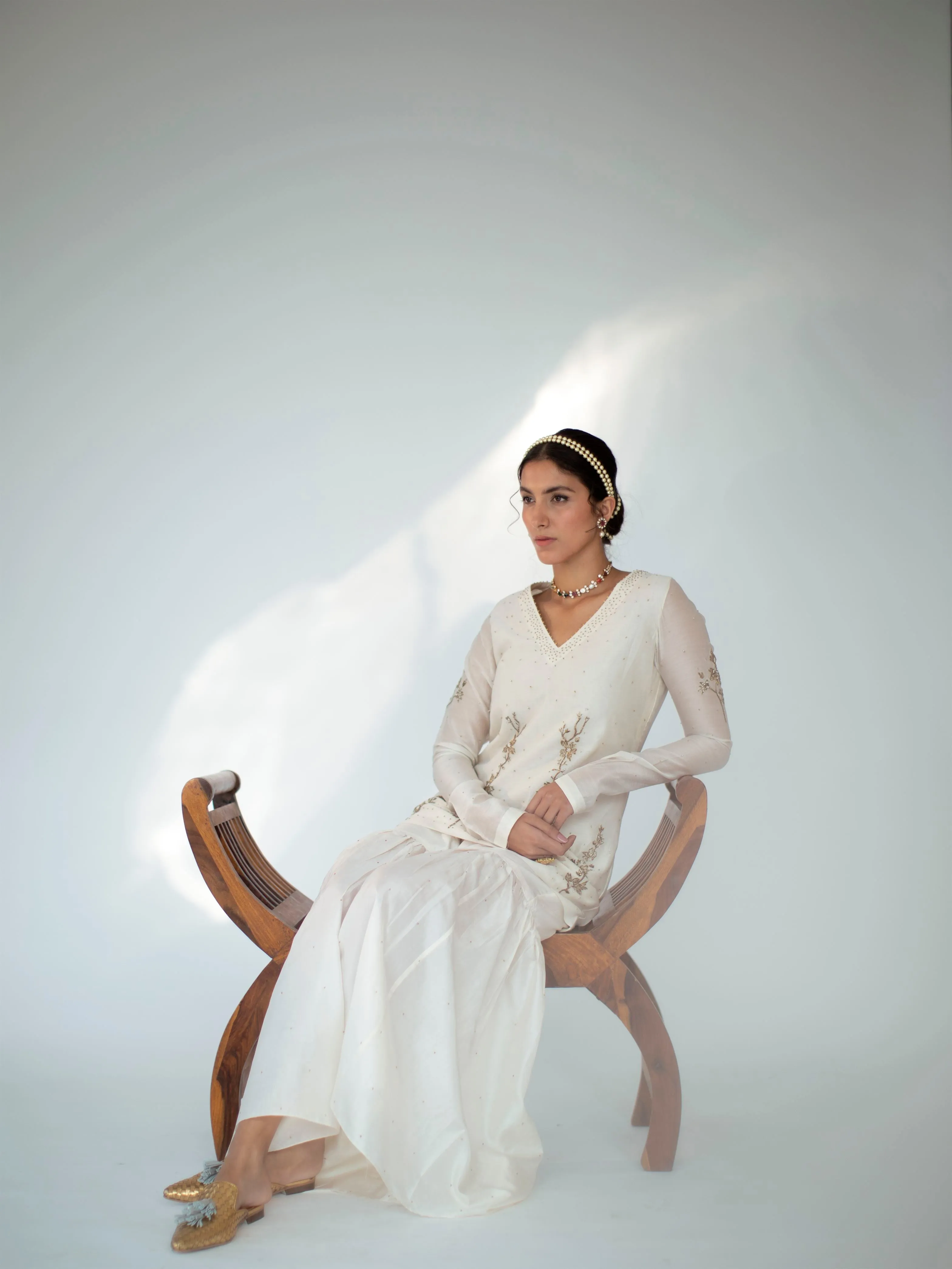 Shikha Mehta Roger Ecru Amairah Sharara Set Silk Chanderi Silk Organza Ivory Hana Ss21F-Ea