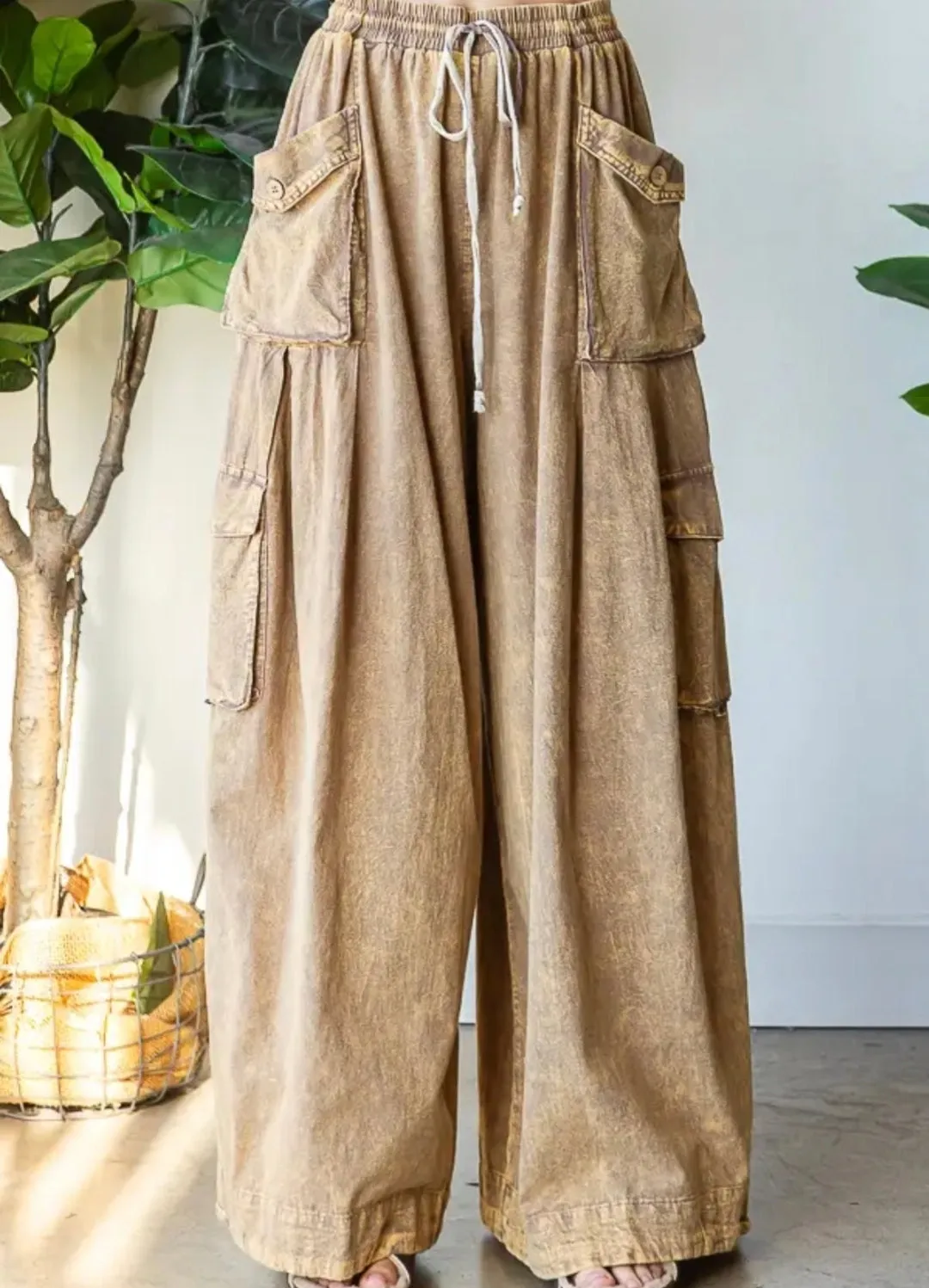 Slouchy Cargo Wide Leg (PRE-ORDER)