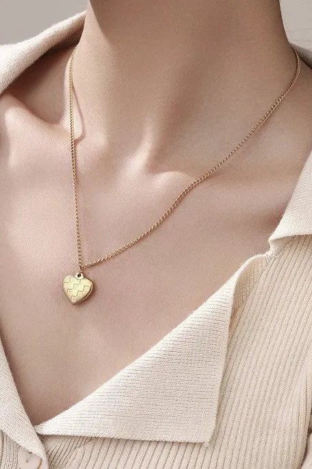 The Lillian 18K Gold Plated Checkered Heart Necklace