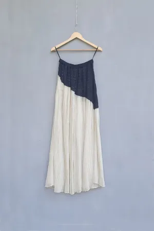 Urvashi Kaur   I   Hiroshima PANT TANGENT Chanderi Cotton Silk shell and charcoal TESSELLATE- 17