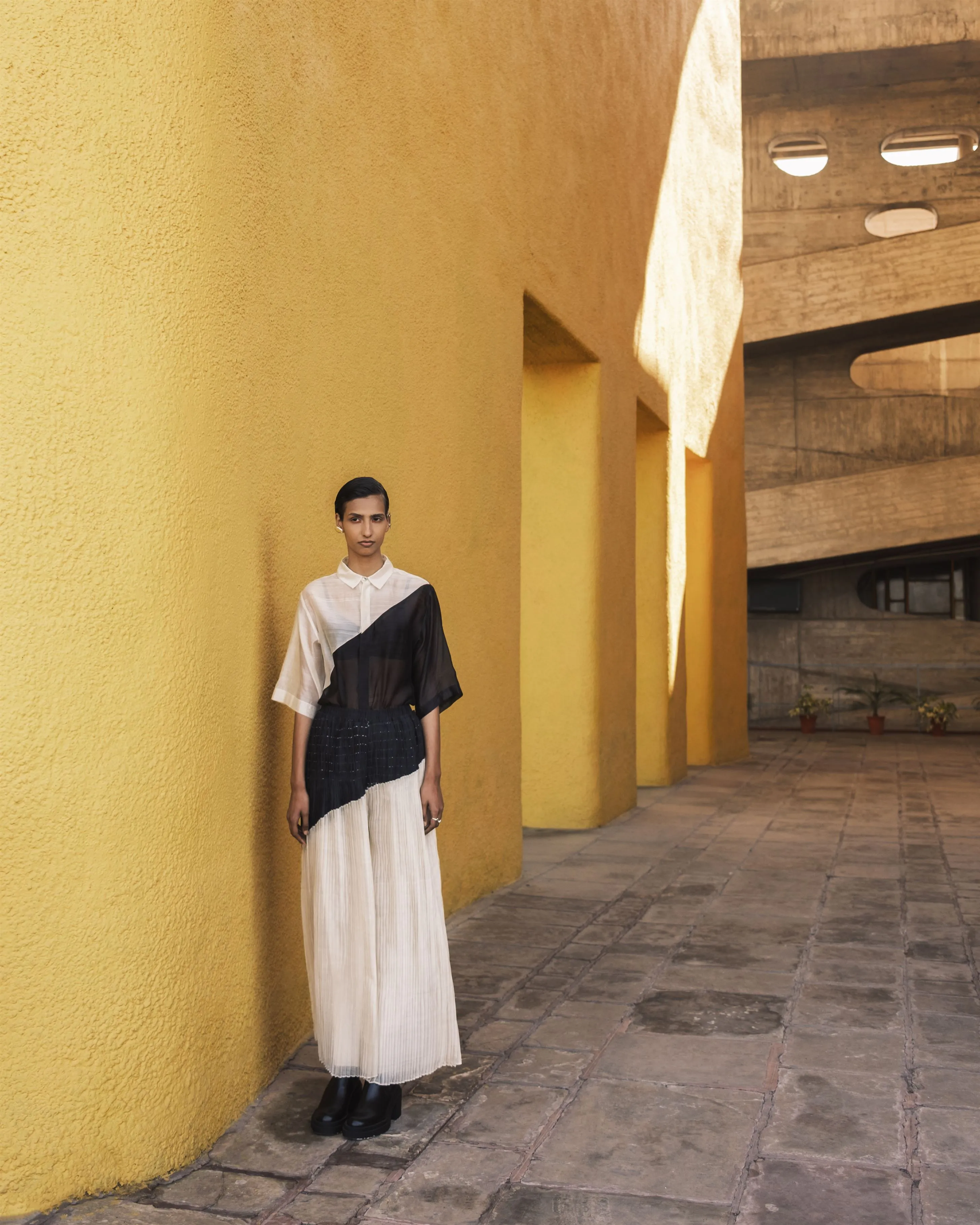 Urvashi Kaur   I   Hiroshima PANT TANGENT Chanderi Cotton Silk shell and charcoal TESSELLATE- 17
