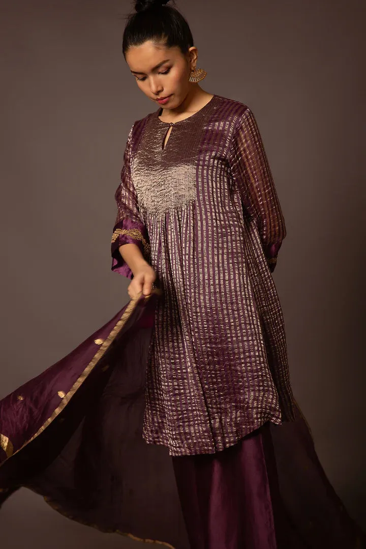 ZARI STRIPE KURTA SET